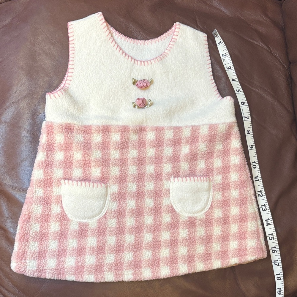 Source Unknown Pink and White Gingham Fleece Dress Vest Vintage Mint so soft